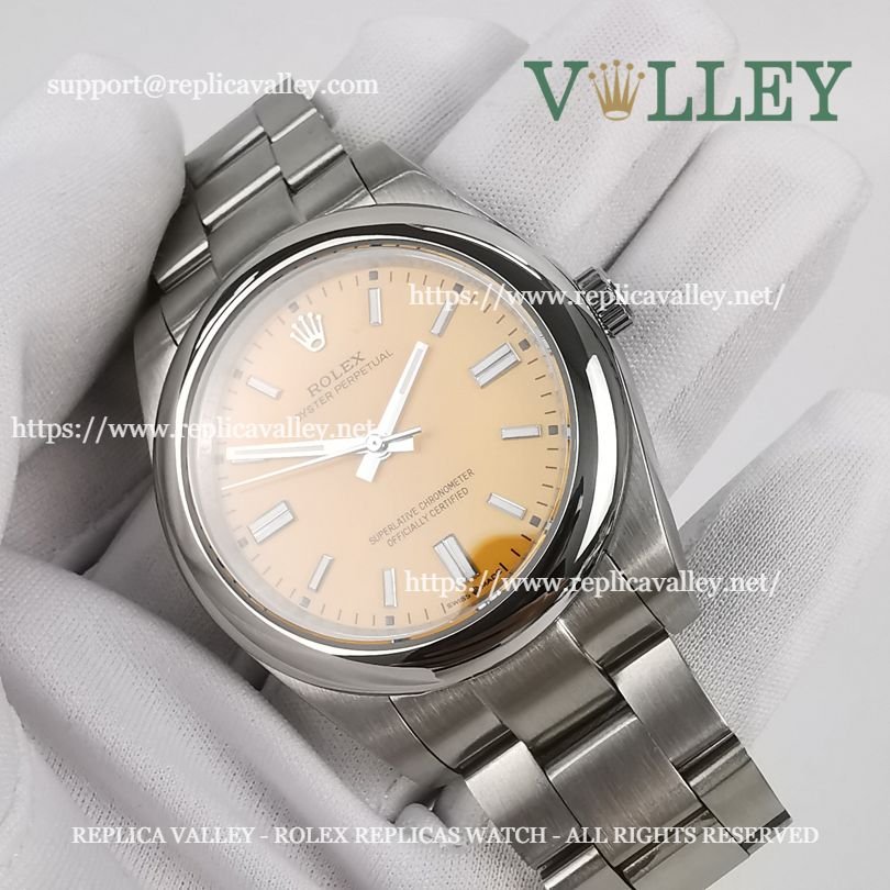 OP41006 Rolex Oyster Perpetual 124300 Yellow Dial