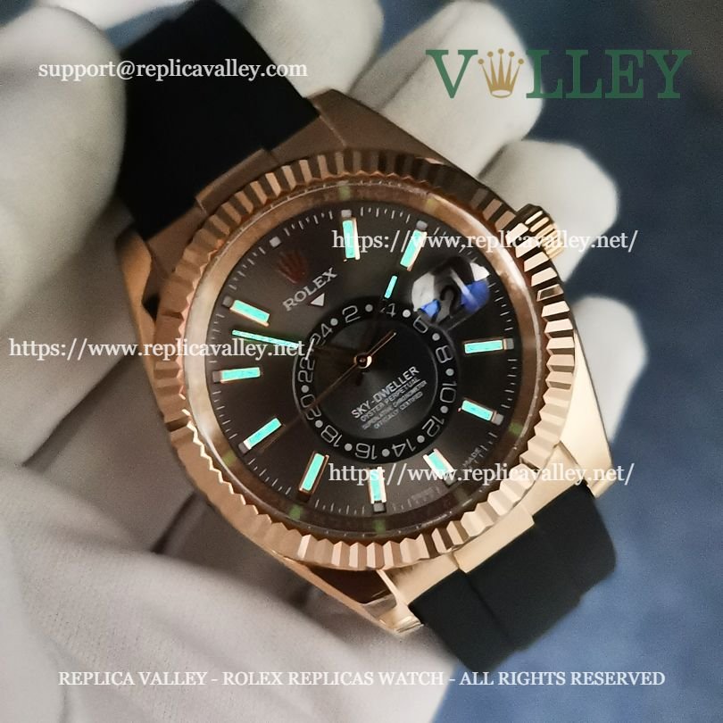 SKD221 Rolex Sky-Dweller 326235 Rubber Strap Dark Rhodium Dial
