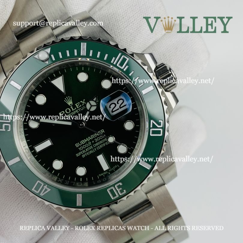 S102 Rolex Submariner 116610LV Hulk