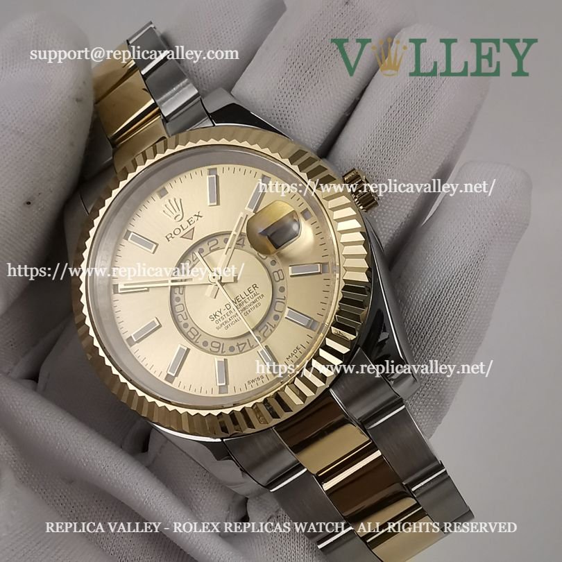 SKD101 Rolex Sky-Dweller 326933 Oyster Bracelet Gold Dial