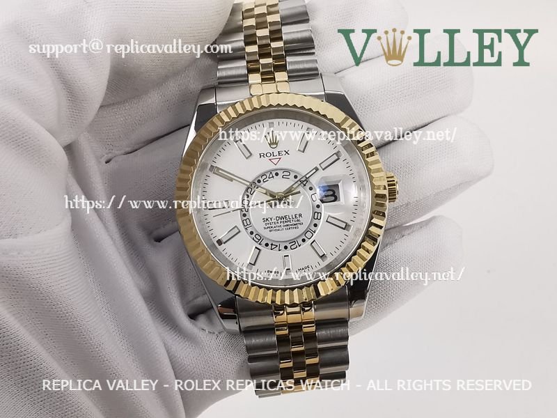 12d30068d61f73eda67da32c8b7d79137e9645fa SKD113 Rolex Sky-Dweller 326933 Jubilee Bracelet White Dial - Image 1
