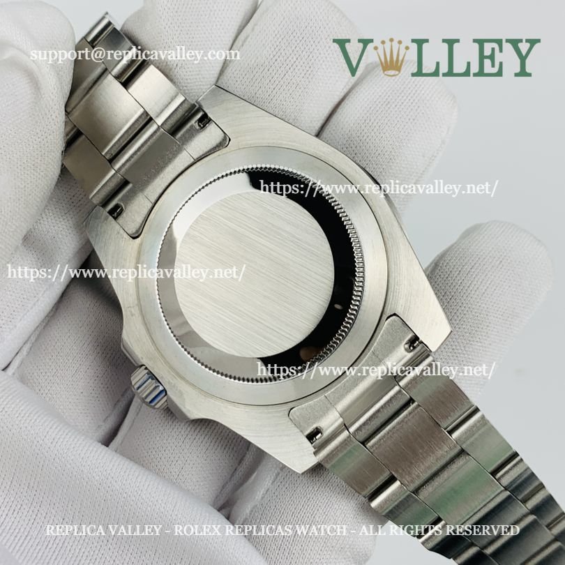 S102 Rolex Submariner 116610LV Hulk