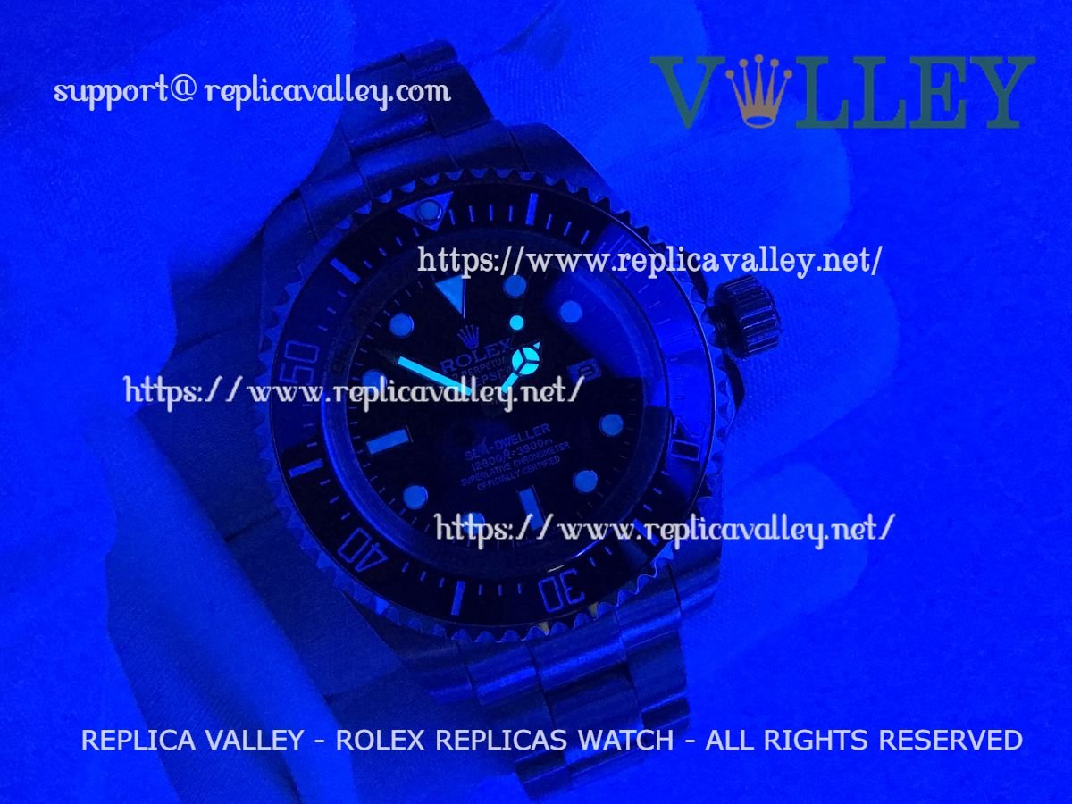 SD002 Rolex Sea-Dweller 126660 Black Dial