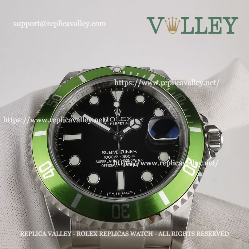 S002 Rolex Submariner 16610LV 50th Anniversary
