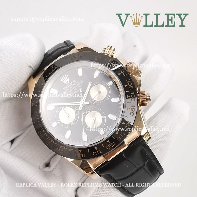 D651 Rolex Daytona 116515 Rose Gold Leather Black Dial