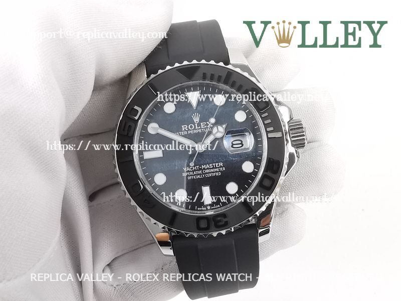 2ecf97b1ed33173c3168acefbf143e8d48dba42b Y202 Rolex Yacht-Master 226659 Falcon’s Eye Dial - Image 1