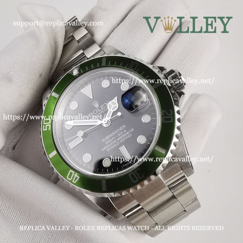 S002 Rolex Submariner 16610LV 50th Anniversary