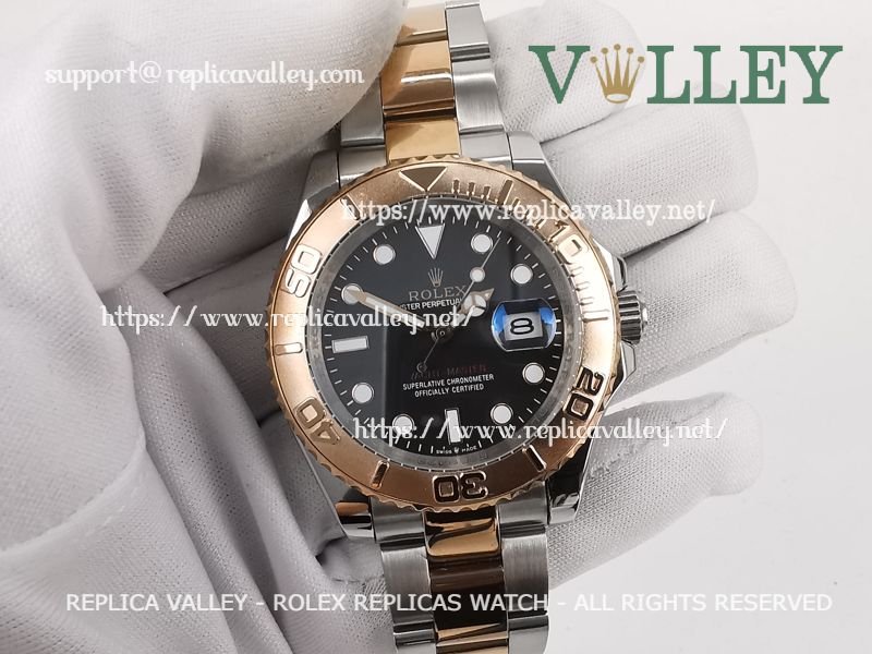 5dec0a3176fa733c1ed4a7dc4b417cb86e745fa9 Y101 Rolex Yacht-Master 126621 Rose Gold Two-Tone Black Dial - Image 1