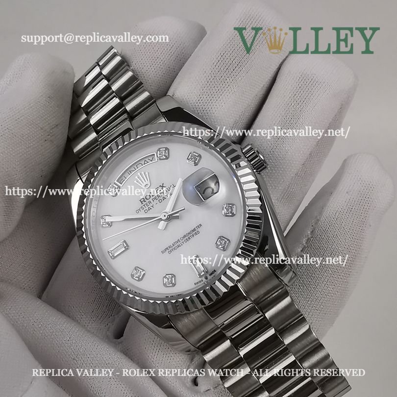 DD36004 Rolex Day-Date 128239 Fluted Bezel MOP White Diamond Dial