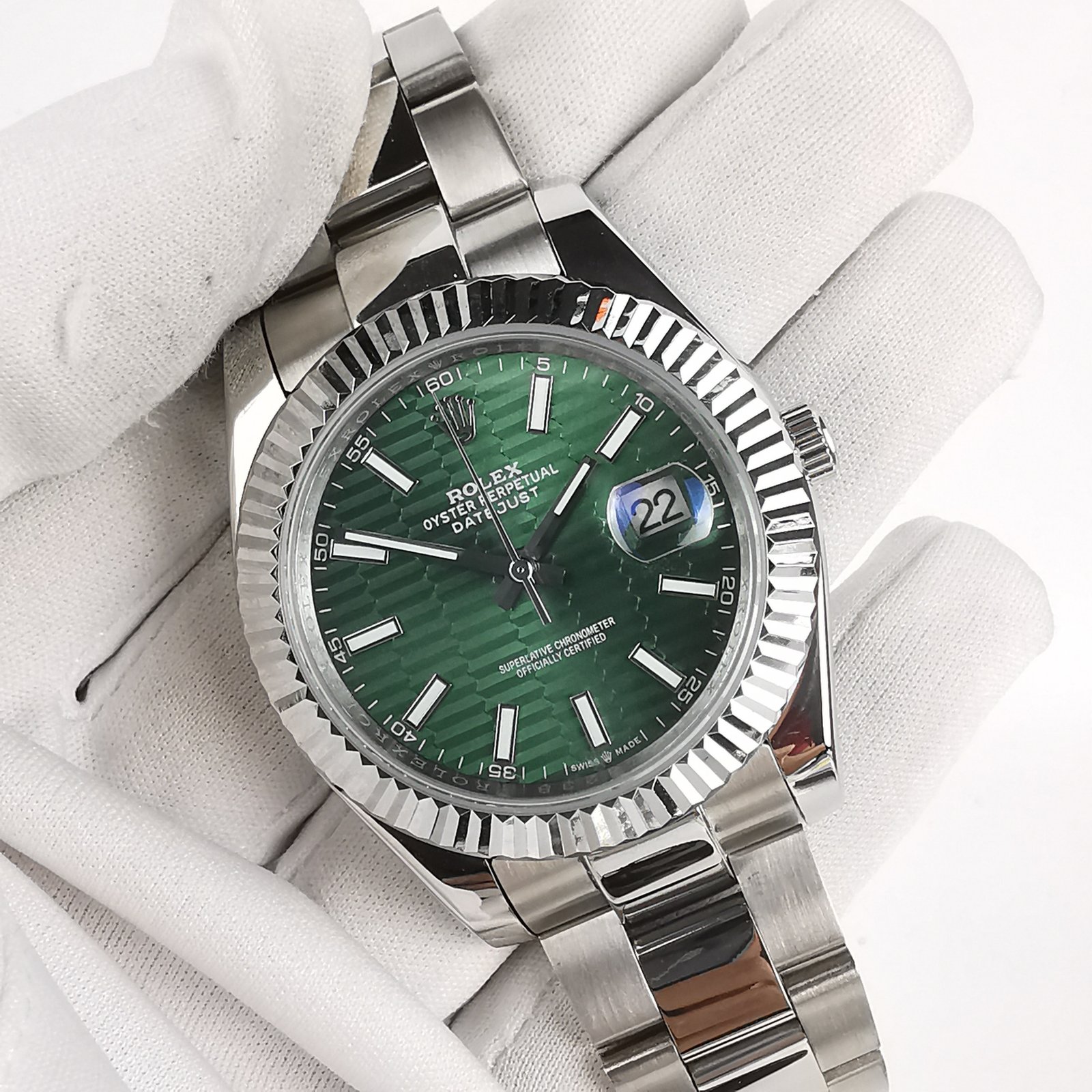 DJ41102 Rolex Datejust 126334 Oyster Bracelet Green Fluted-motif Dial