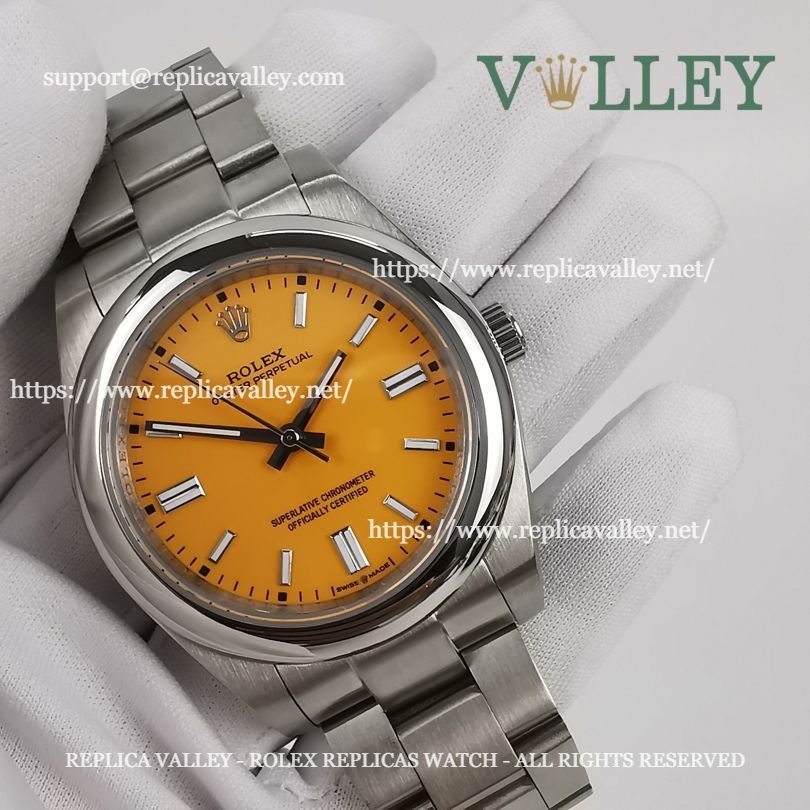 OP41006 Rolex Oyster Perpetual 124300 Yellow Dial