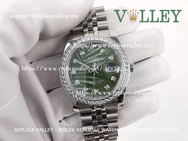 81267548887defa8a1b4cb2687b16829d4b90eb3 DJ36254 Rolex Datejust 126284 Diamond Bezel Olive Green Palm Motif Dial - Image 1
