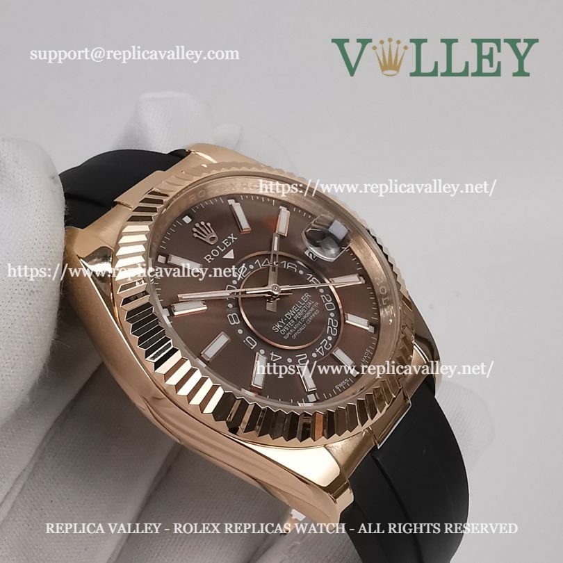 SKD223 Rolex Sky-Dweller 326235 Rubber Strap Chocolate Dial