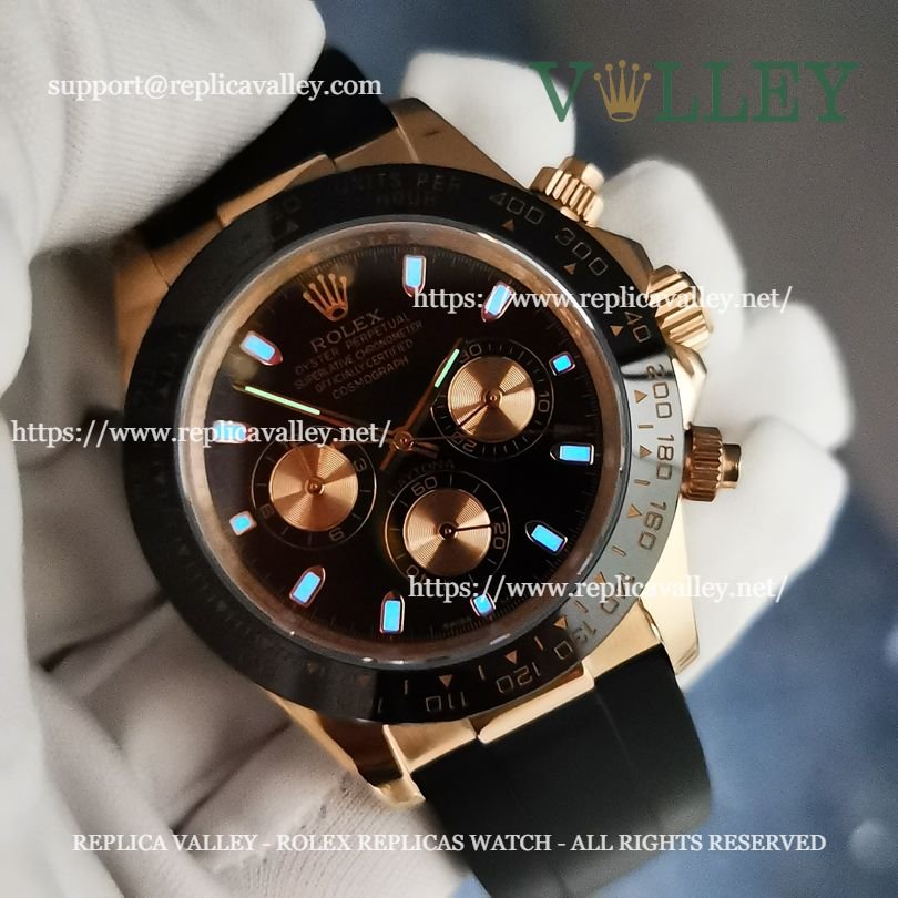 D601 Rolex Daytona 116515 Rose Gold Black Dial