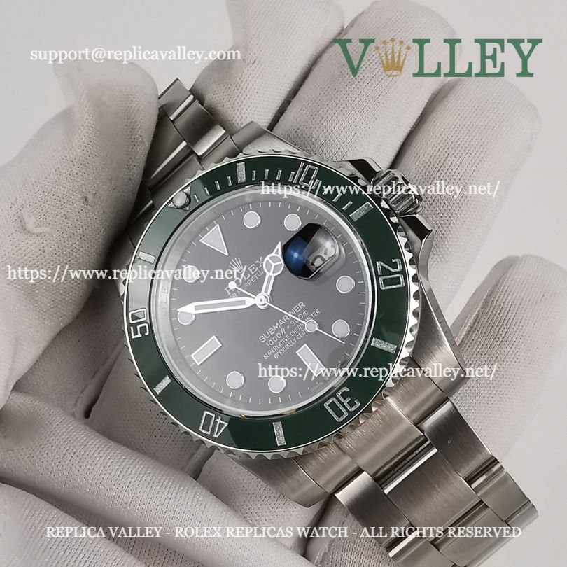 S402 Rolex Submariner 126610 Starbucks