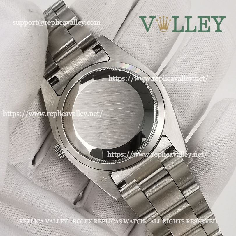 E001 Rolex Explorer 124270 Oystersteel Unisex Black Dial