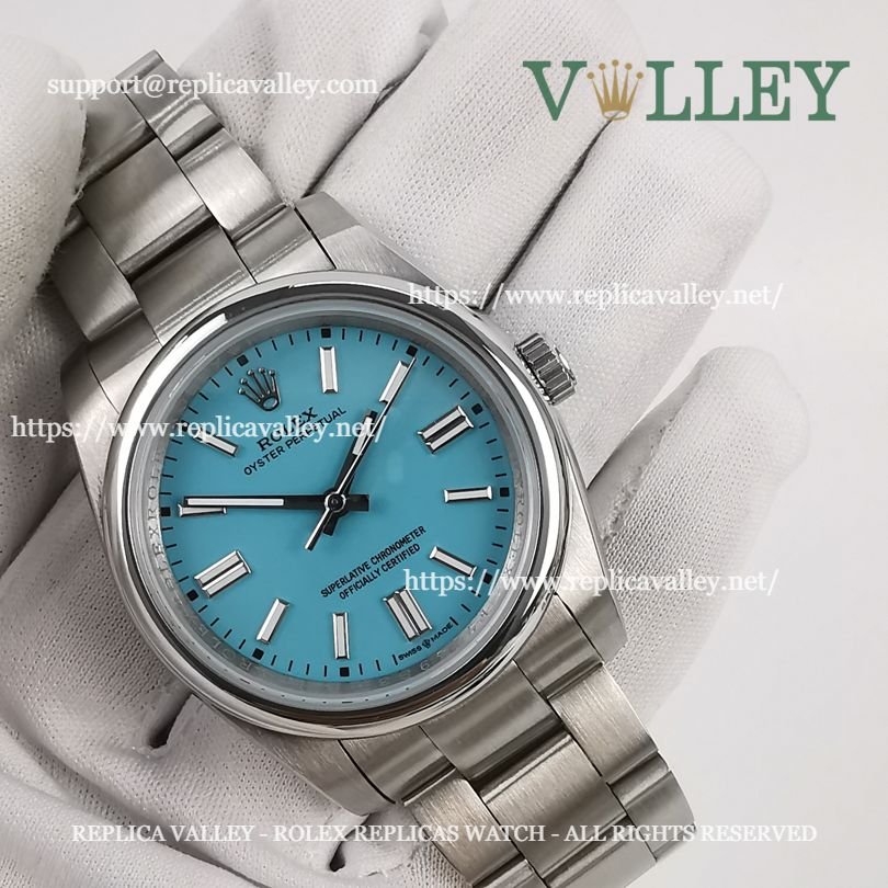 OP36004 Rolex Oyster Perpetual 126000 Turquoise Blue Dial