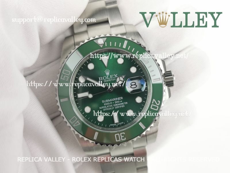 bdbd3231f6f98c954d966fbc5748a47ebd14ec9e S102 Rolex Submariner 116610LV Hulk - Image 1