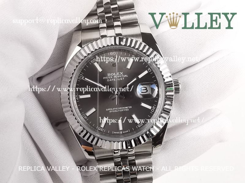 c21d8313e41a8c558ce10739dc74efd9d23bc136 DJ41003 Rolex Datejust 126334 Fluted Bezel Slate Dial - Image 1