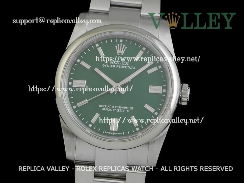 c2b5c1f61e4a37692b071645409c37b5aa309854 OP41005 Rolex Oyster Perpetual 124300 Green Dial - Image 1
