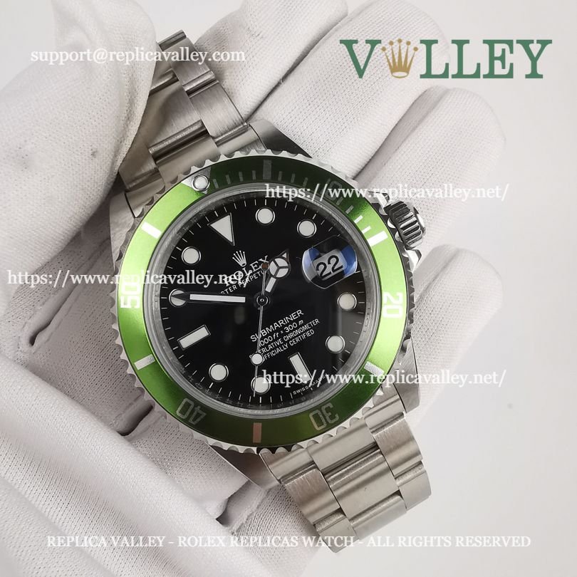 S002 Rolex Submariner 16610LV 50th Anniversary