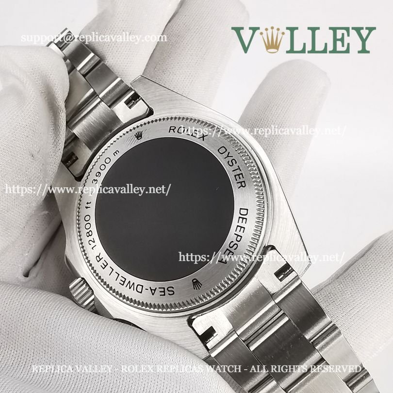 SD012 Rolex Sea-Dweller 116660 Black Dial