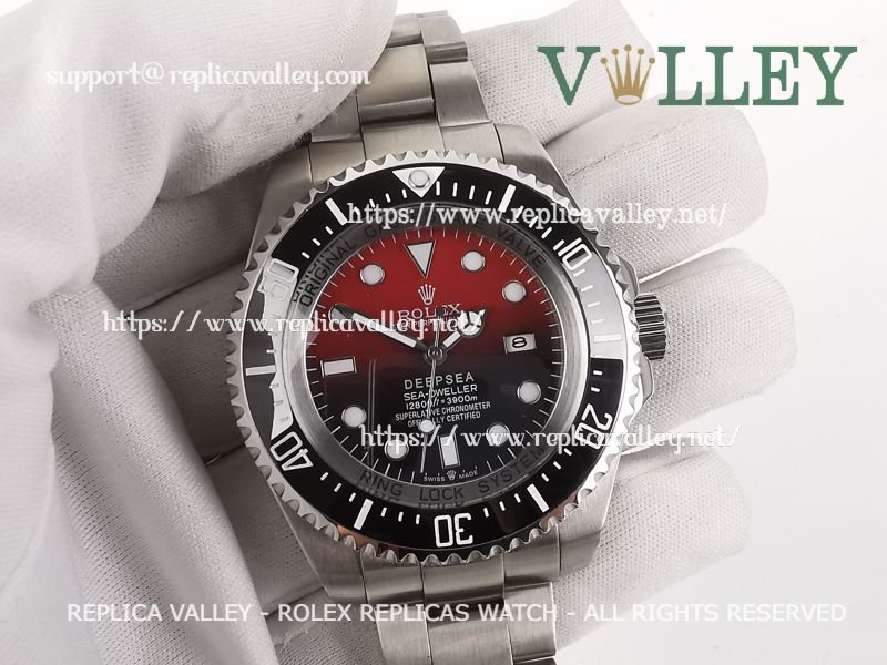 cc93245bb11ea62706186fe7362f4ebd739db4a5 SD003 Rolex Sea-Dweller Custom Made D-Red Dial - Image 1