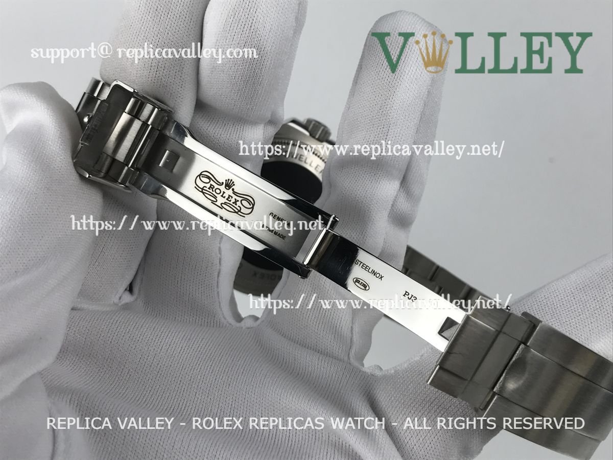 SD002 Rolex Sea-Dweller 126660 Black Dial