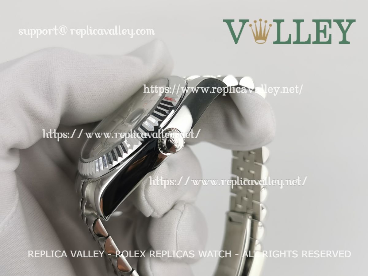 SKD013 Rolex Sky-Dweller 326934 Jubilee Bracelet White Dial