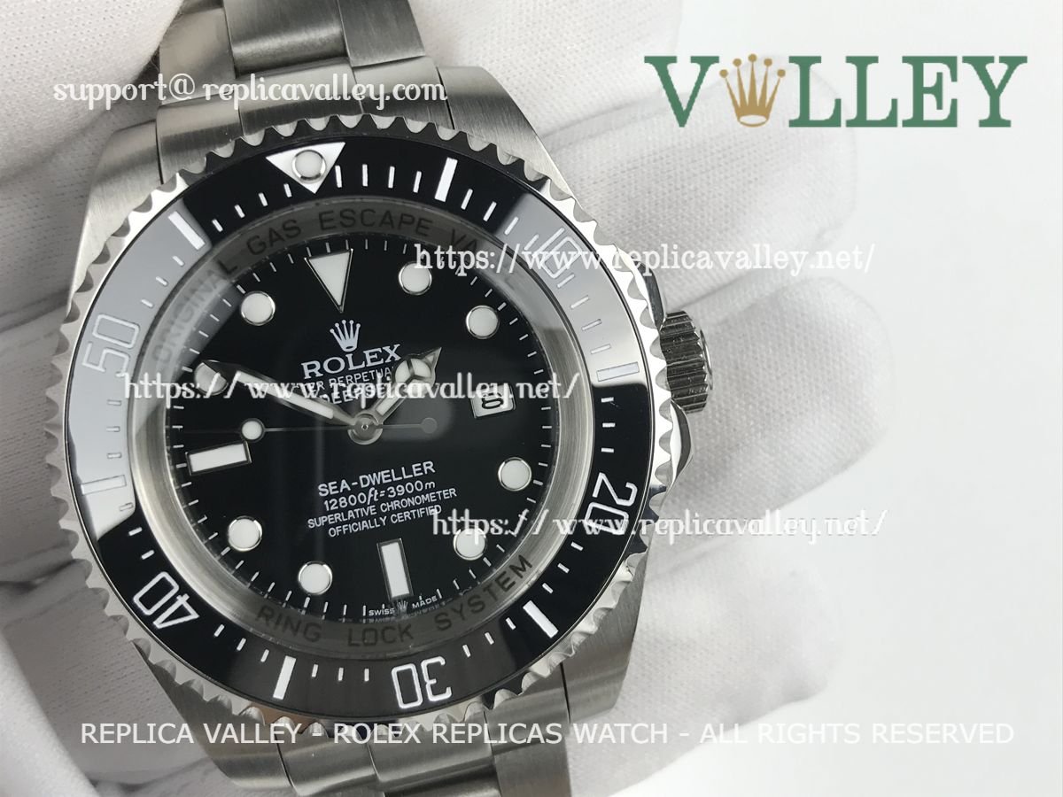 SD002 Rolex Sea-Dweller 126660 Black Dial