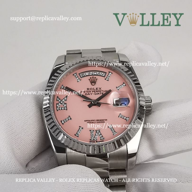 DD36005 Rolex Day-Date 128239 Fluted Bezel Pink Opal Dial