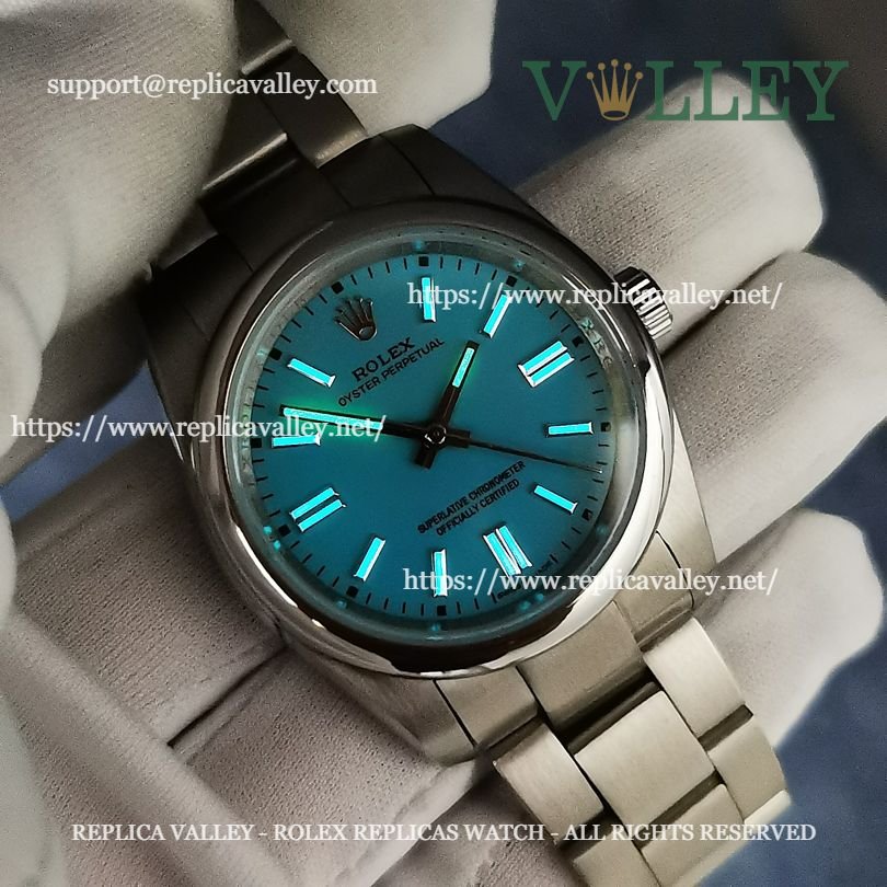 OP36004 Rolex Oyster Perpetual 126000 Turquoise Blue Dial