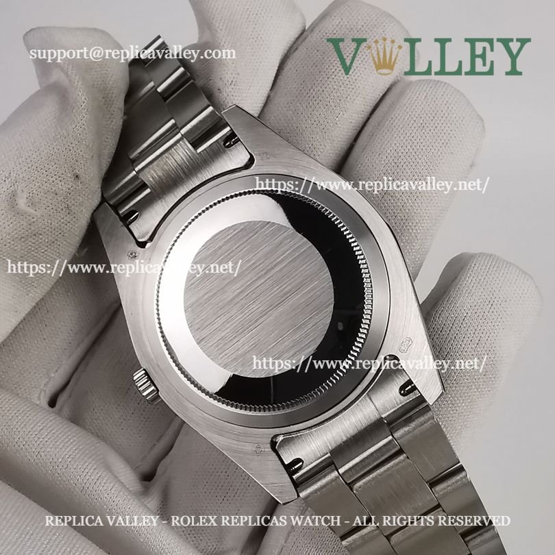 OP41005 Rolex Oyster Perpetual 124300 Green Dial