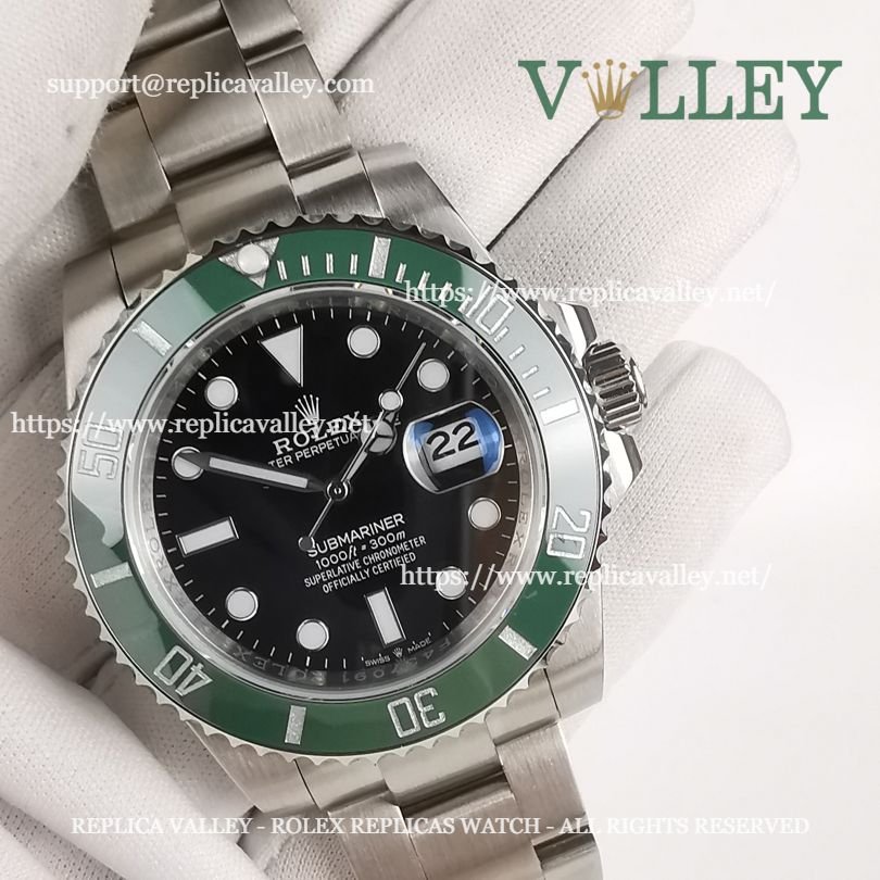 S402 Rolex Submariner 126610 Starbucks