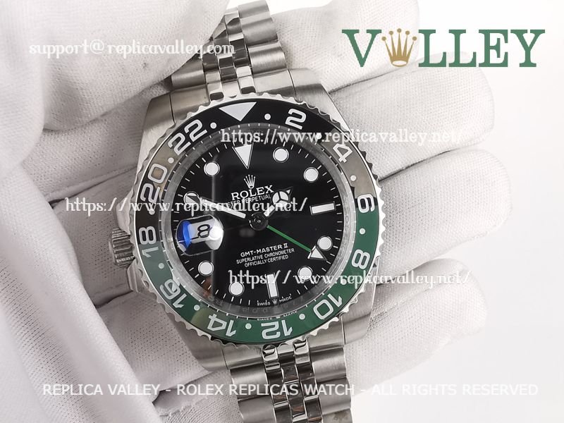 f532227641d2c4c64438a7df9f7ed3aefd328248 GM514 Rolex GMT-Master II 126720 Sprite Jubilee Bracelet - Image 1
