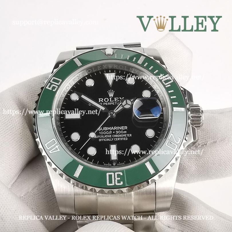 S402 Rolex Submariner 126610 Starbucks